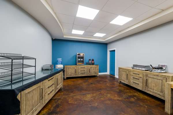 Amenities - Suburban Studios San Angelo