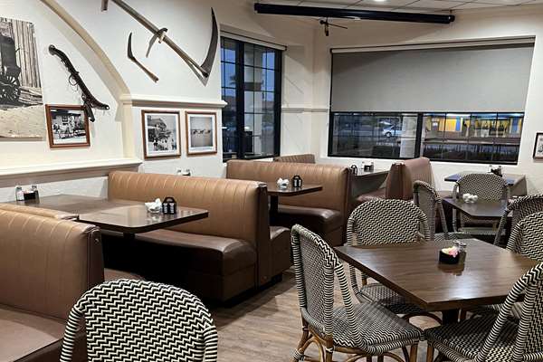 Restaurant - Coronado Motor Hotel Yuma