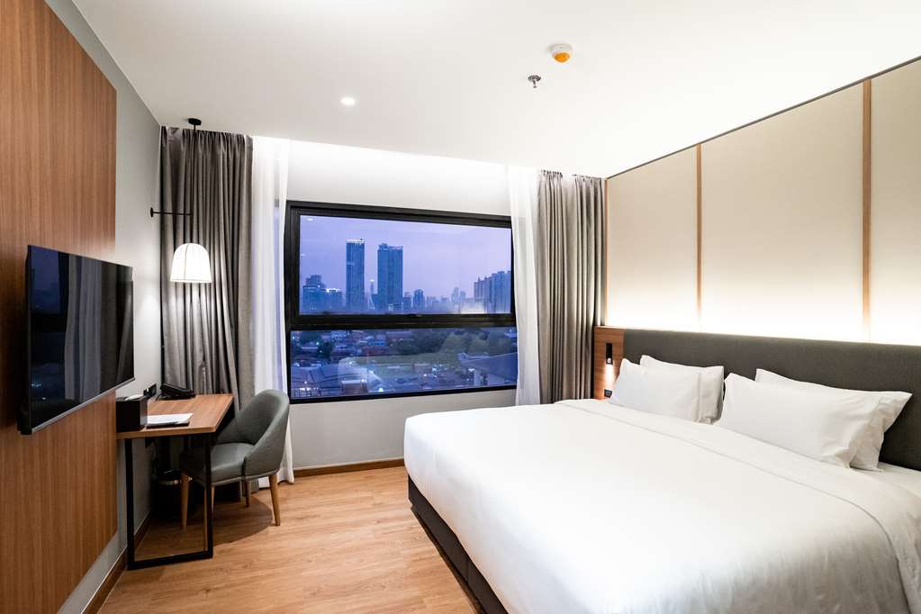 Best Western Chatuchak-guestroom-Guest Room,On-Site.jpg