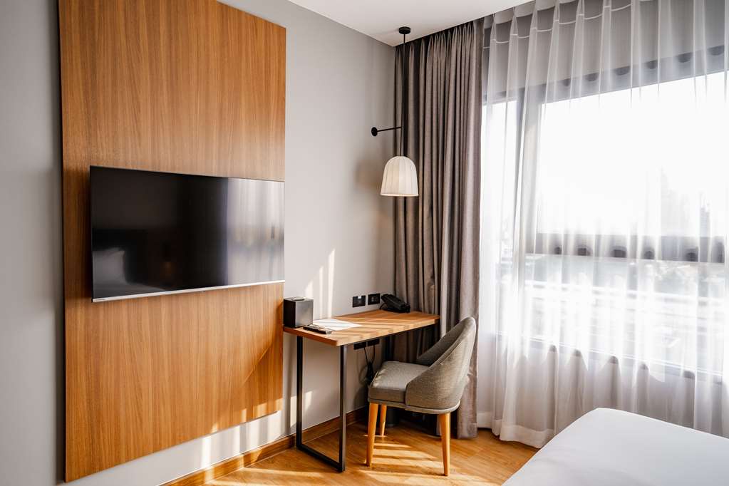 Best Western Chatuchak-guestroom-Guest Room,On-Site.jpg