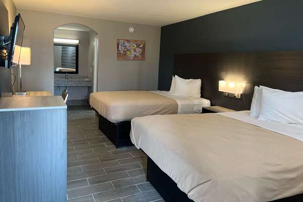  - Econo Lodge Inn & Suites Laredo