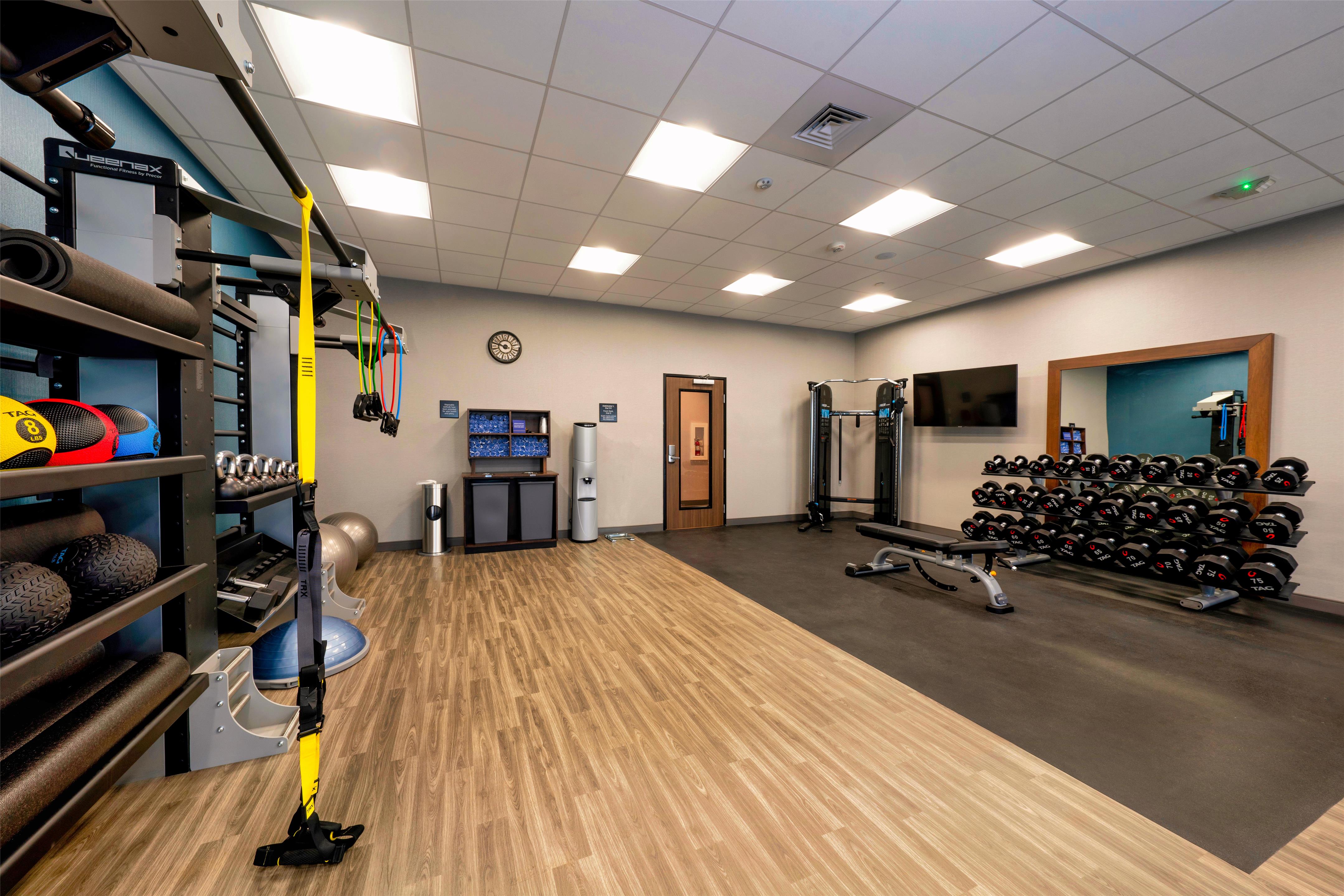 Health club fitness center gym | Hampton Inn Needles