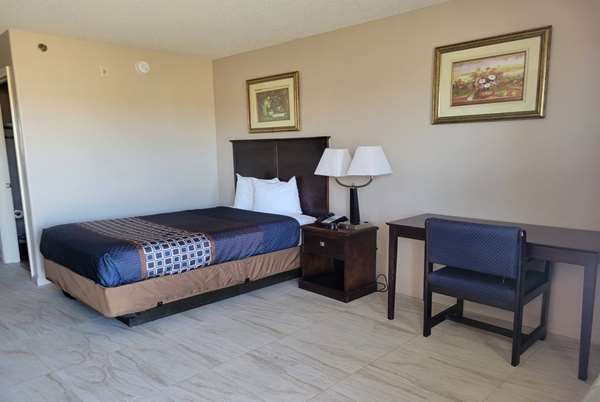  - Carom Inn Travelodge Denham Springs