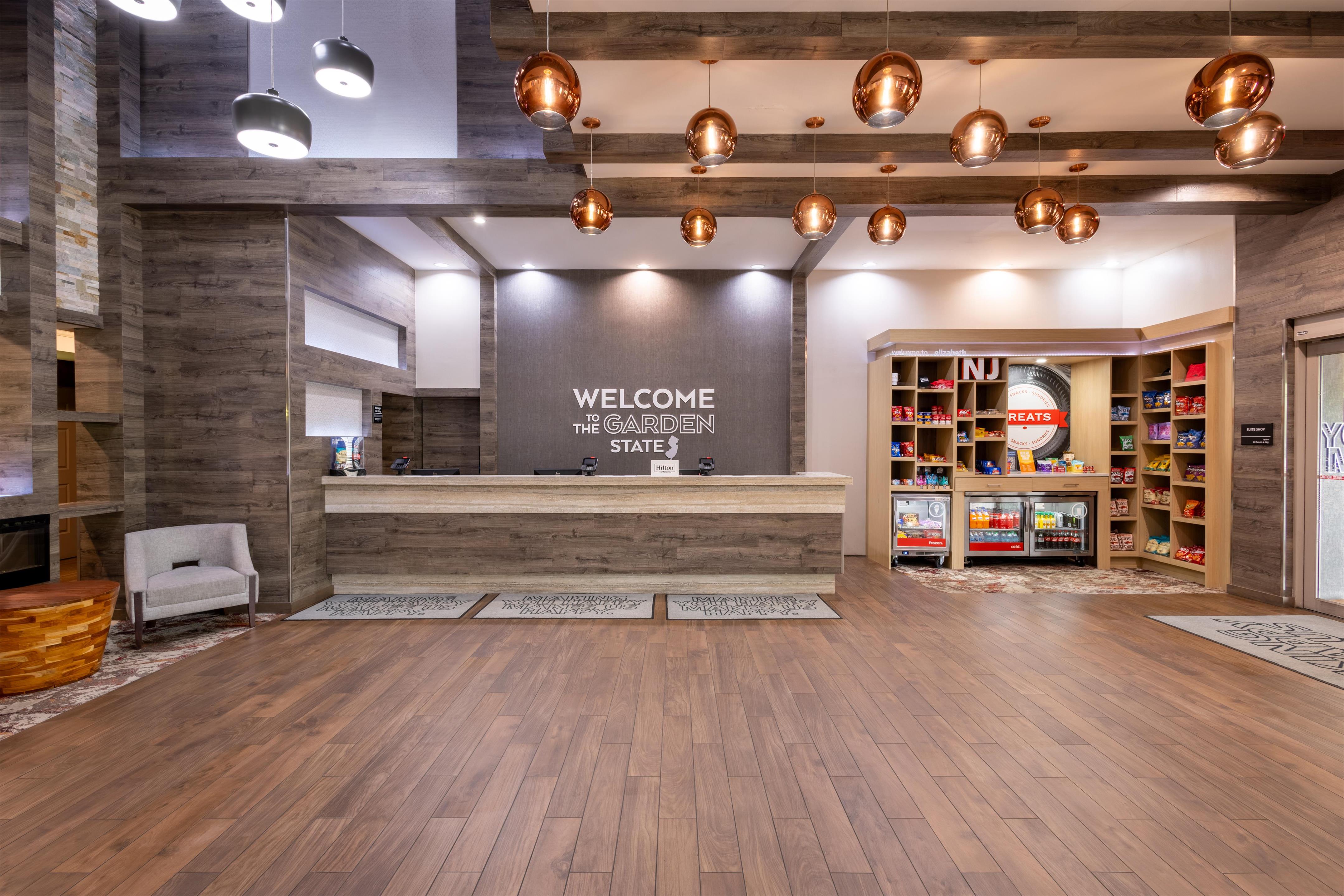 Reception | Hampton Inn & Suites Elizabeth Newark Airport
