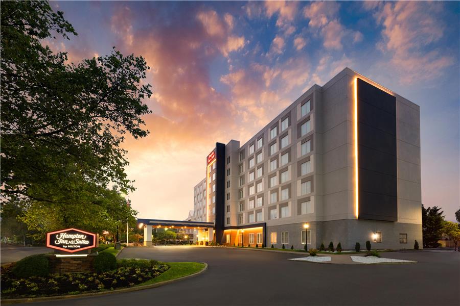 On-Site,Outdoor/Exterior,Exterior View of Building