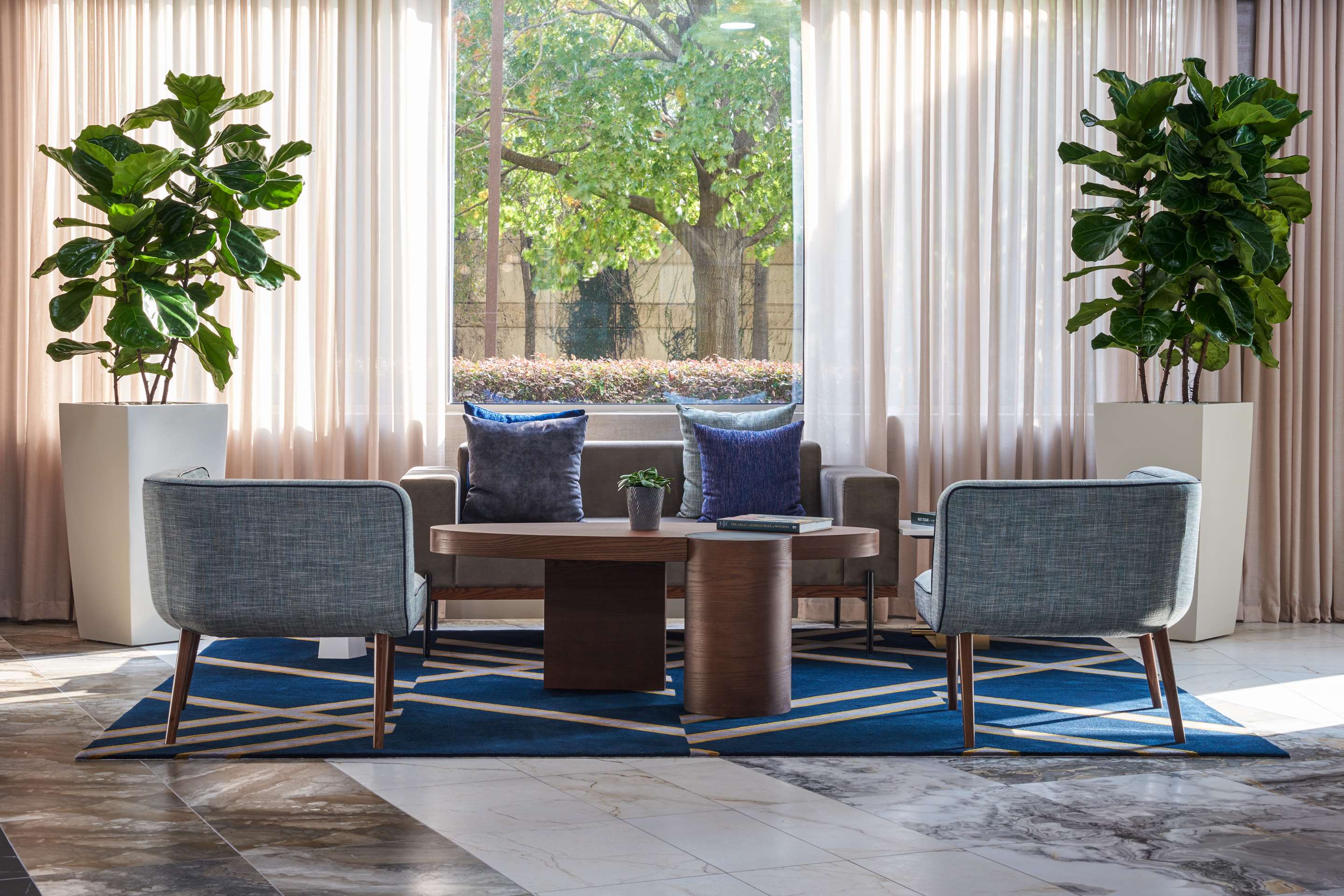 Lobby | The Chifley Houston, Tapestry Collection by Hilton
