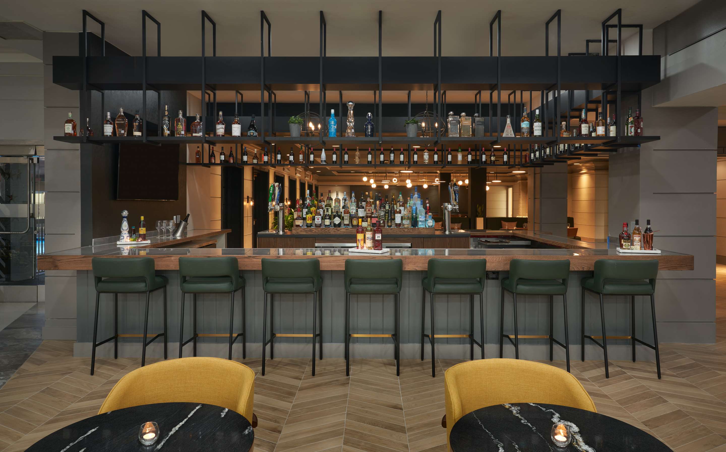 BarLounge | The Chifley Houston, Tapestry Collection by Hilton