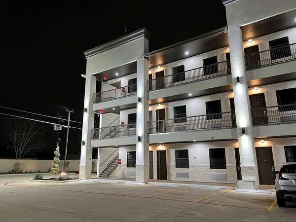 Exterior view - SureStay Hotel by Best Western Southeast Houston