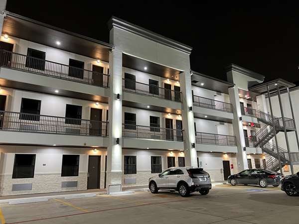 Exterior view - SureStay Hotel by Best Western Southeast Houston