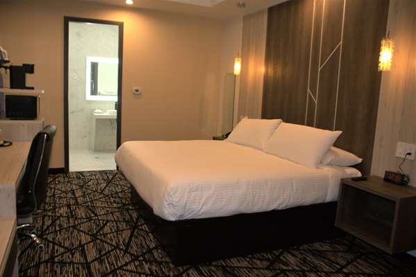 - SureStay Hotel by Best Western Southeast Houston