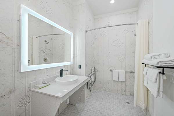  - SureStay Hotel by Best Western Southeast Houston