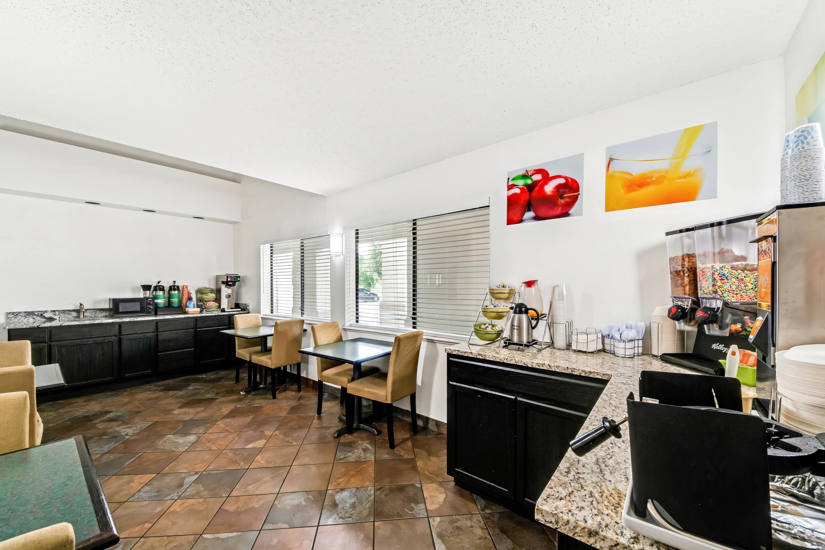 Lobby with sitting area | Quality Inn & Suites