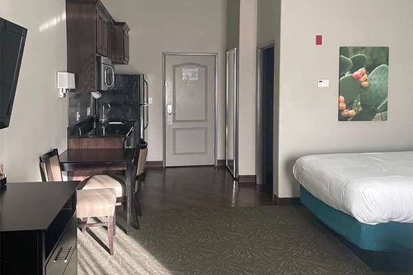  - Baymont Inn & Suites Andrews