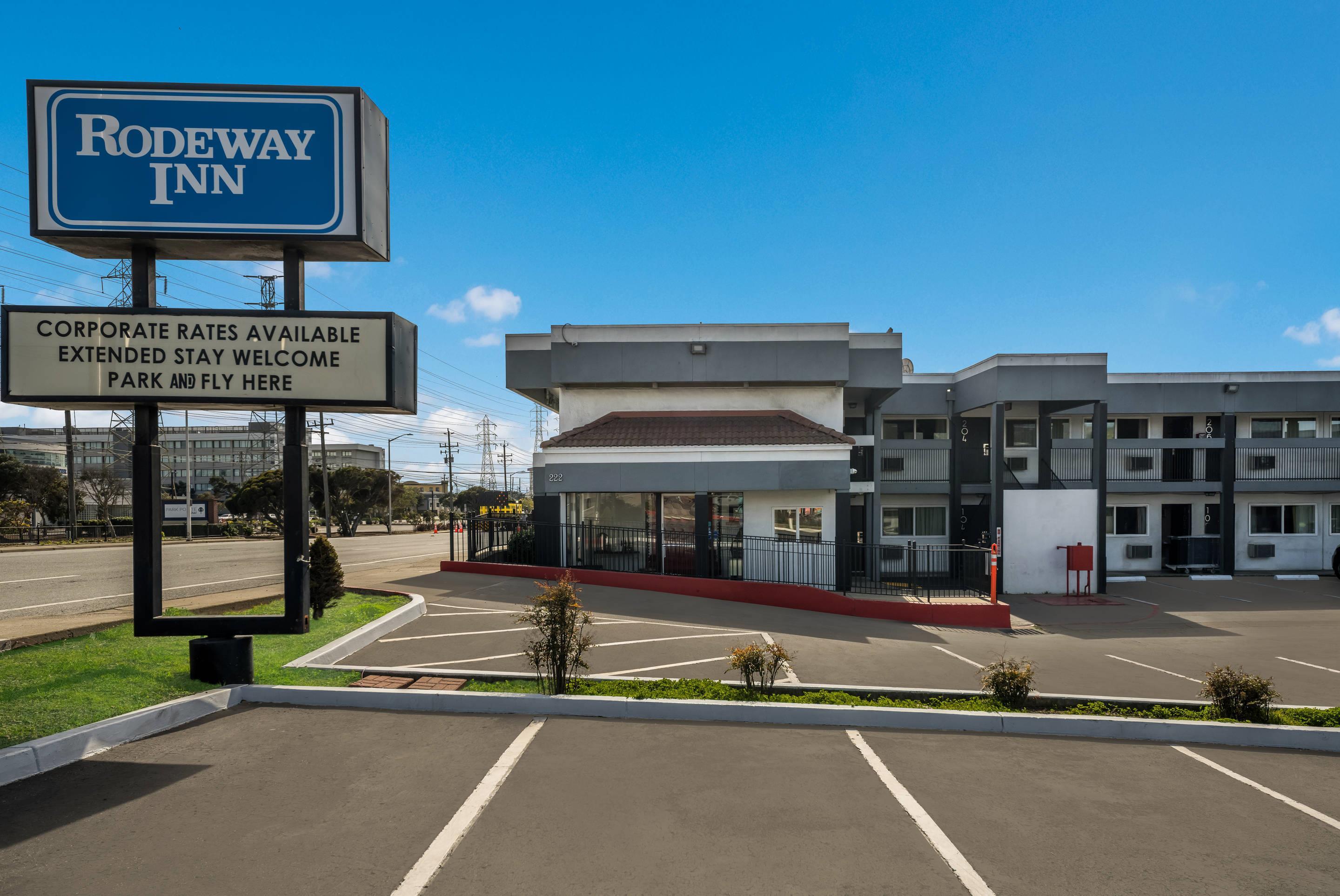 Hotel exterior | Rodeway Inn