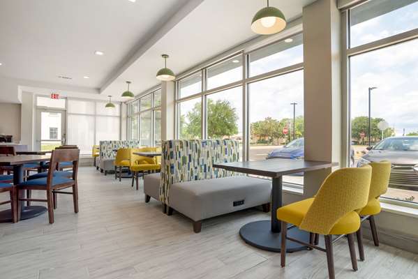 Amenities - Comfort Inn & Suites Destin Beach