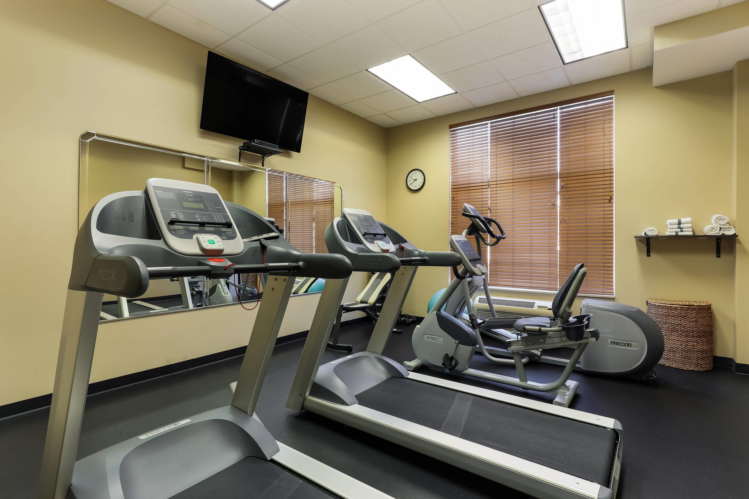 Fitness center | MainStay Suites Fitchburg - Madison