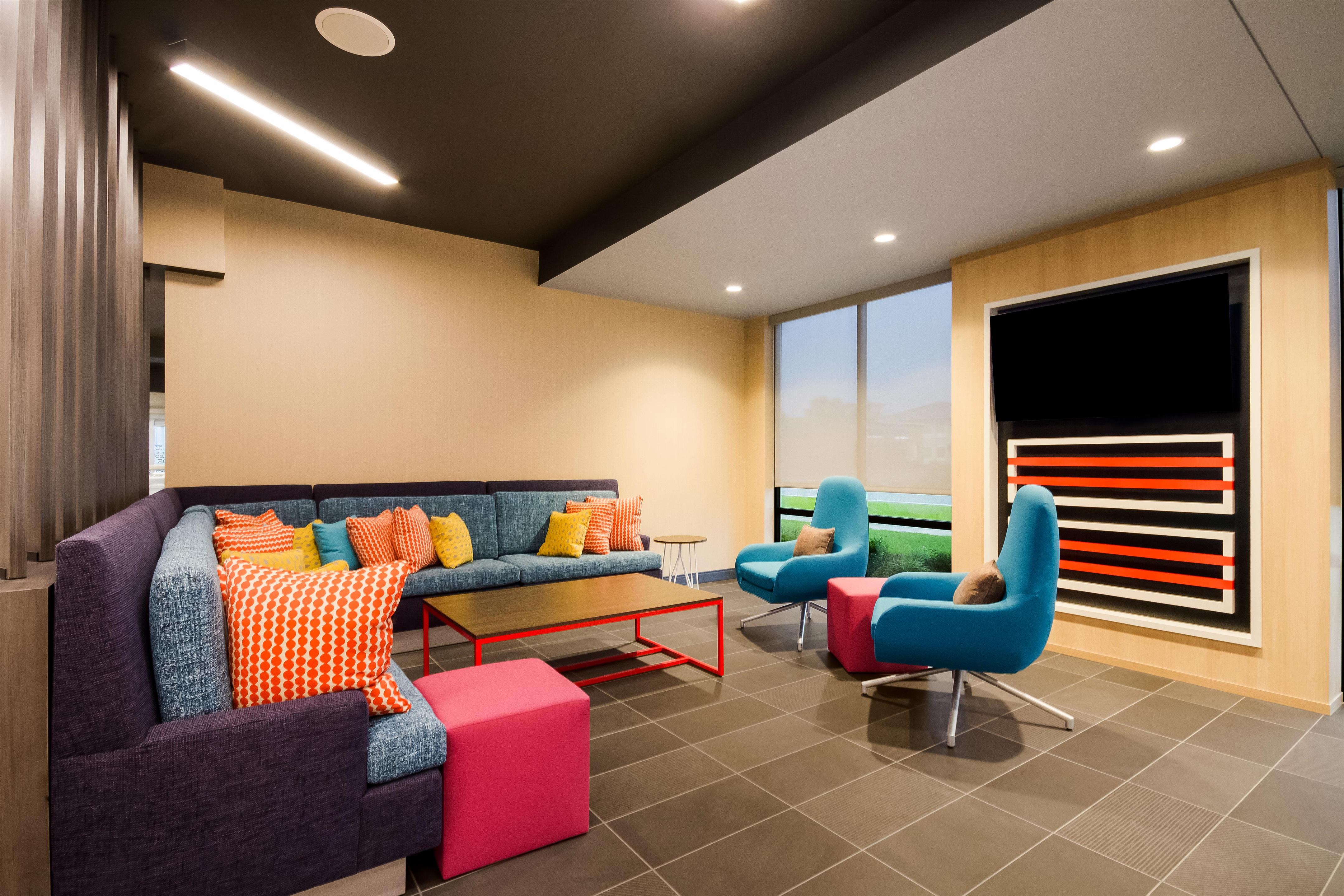 Lobby | Tru By Hilton Destin