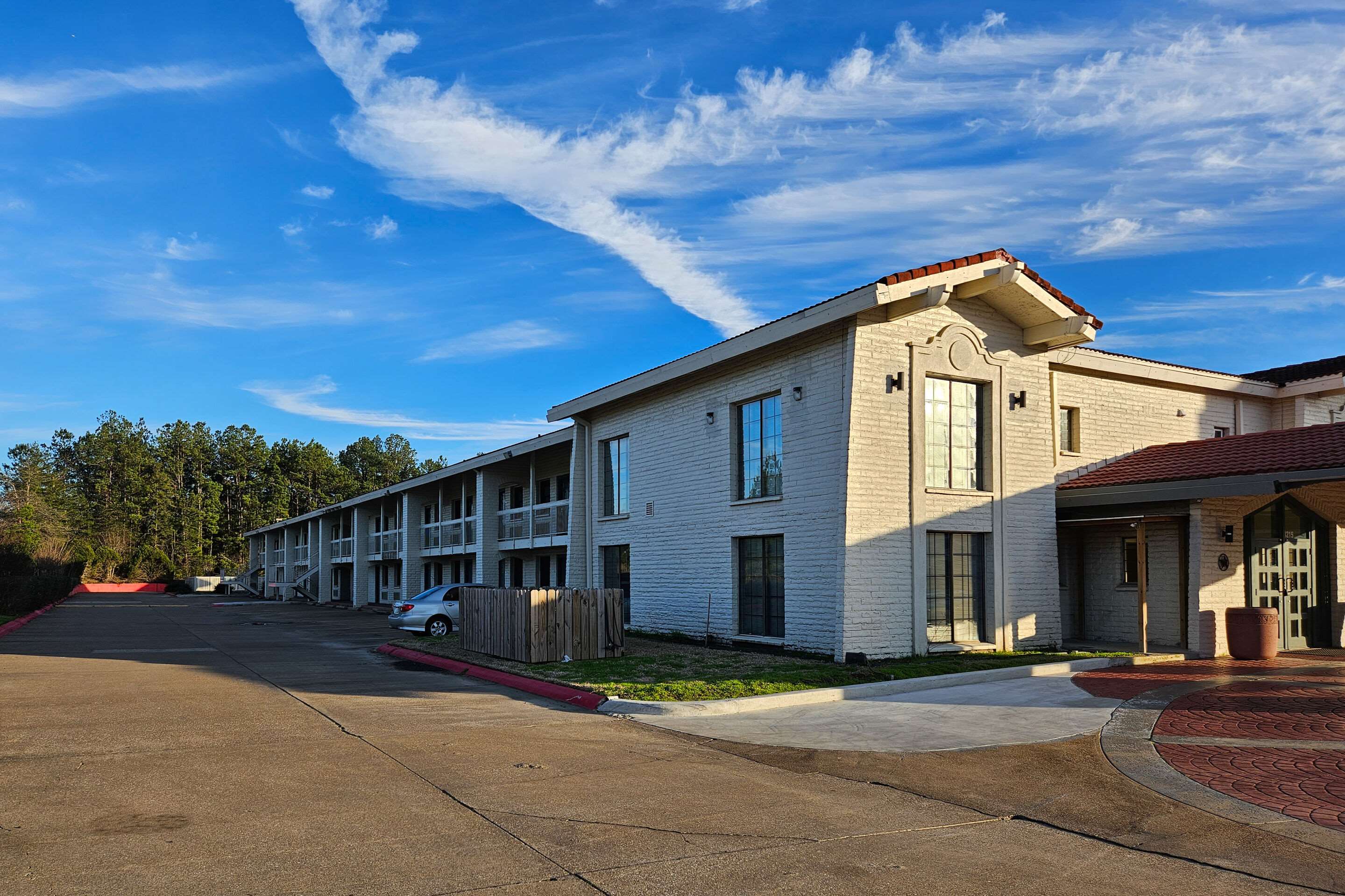 Hotel exterior | Quality Inn