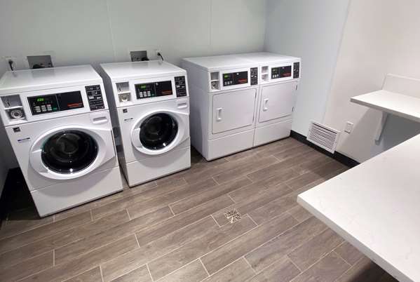 Amenities - La Quinta Inn & Suites Yucaipa - I-10, Exit 85