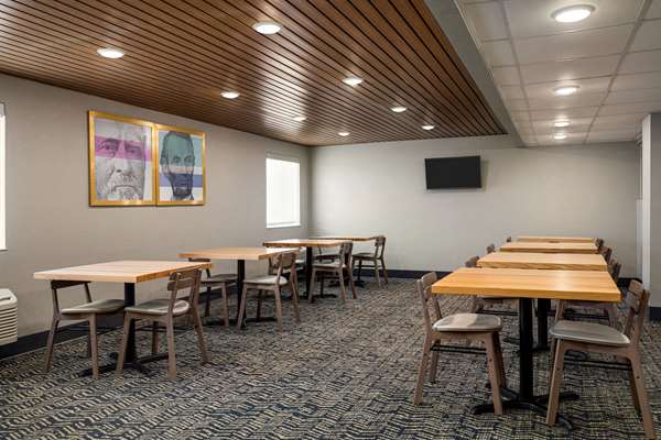 AmericInn by Wyndham Madison WI