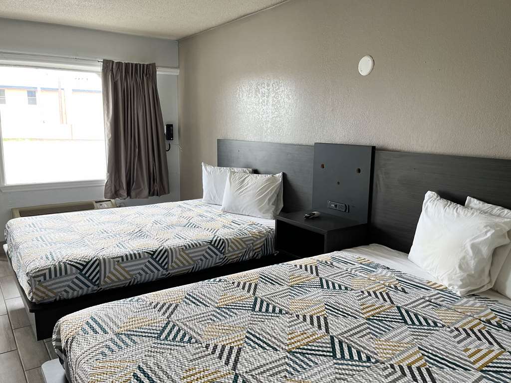 MOTEL 6 CORDELE GA-guestroom-Guest Room,On-Site.jpg