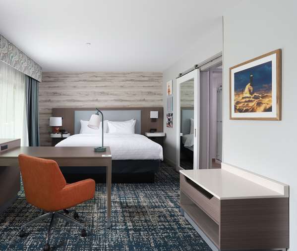  - Hampton Inn & Suites Manistee