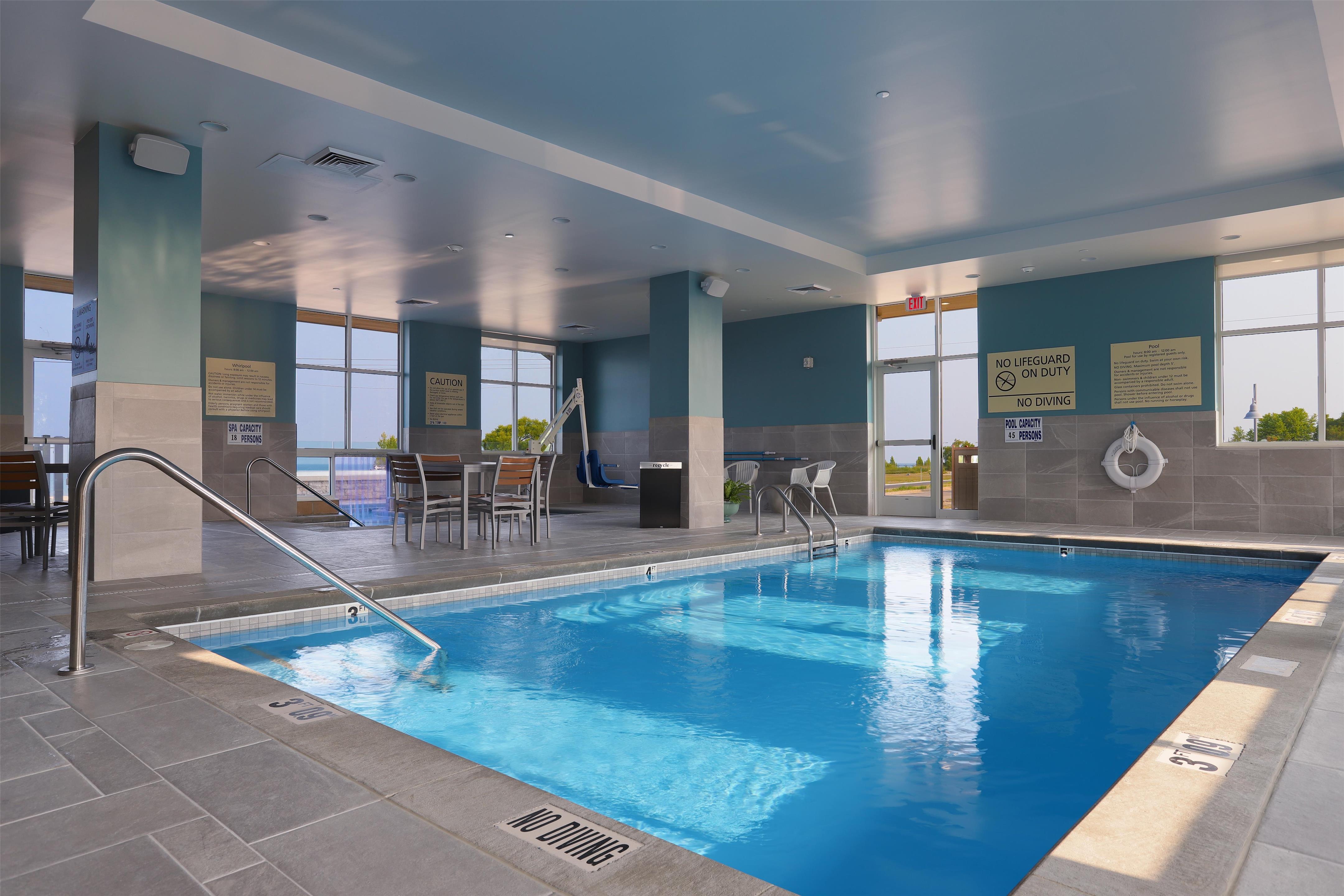 Pool | Hampton Inn & Suites Manistee Waterfront
