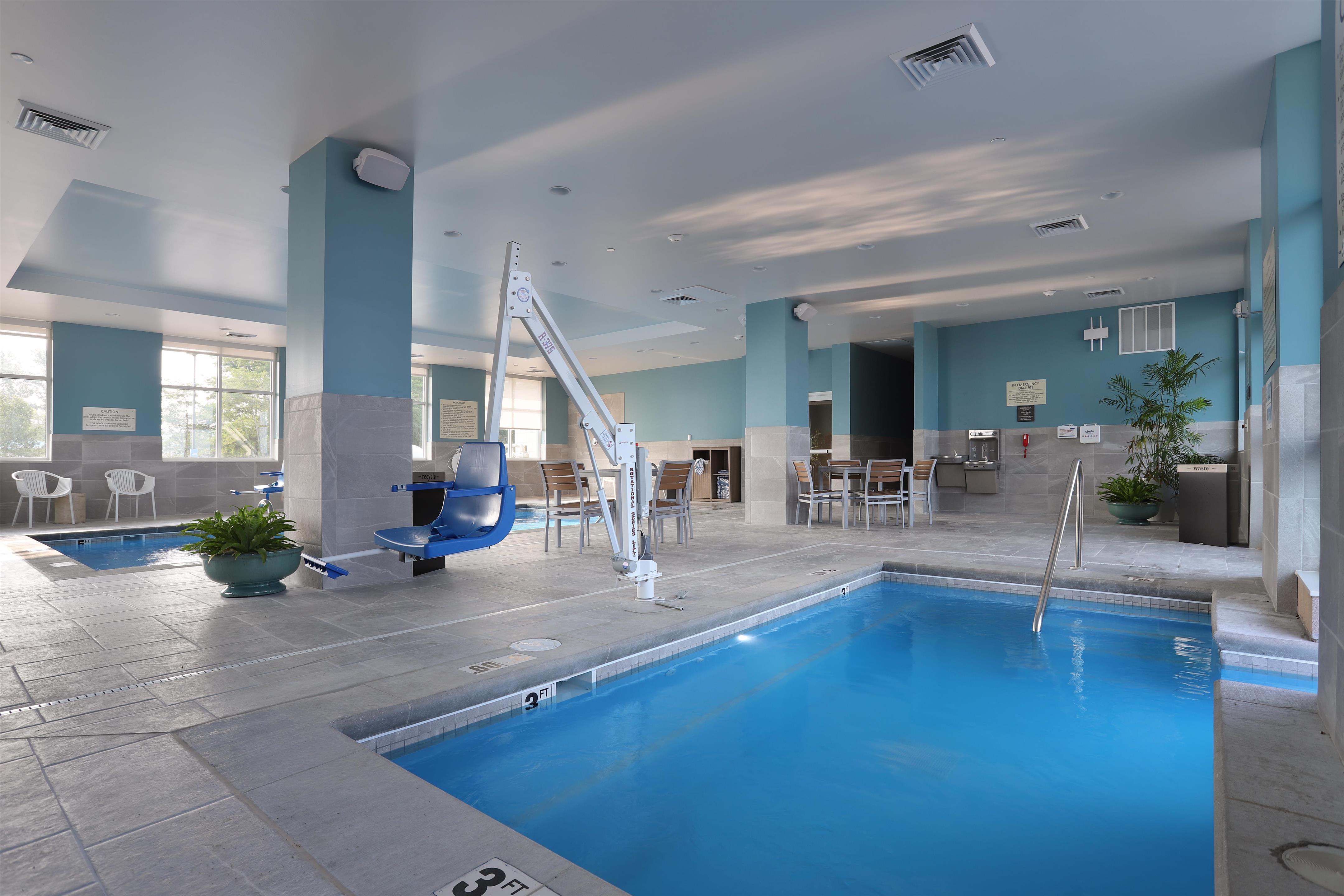 Pool | Hampton Inn & Suites Manistee Waterfront