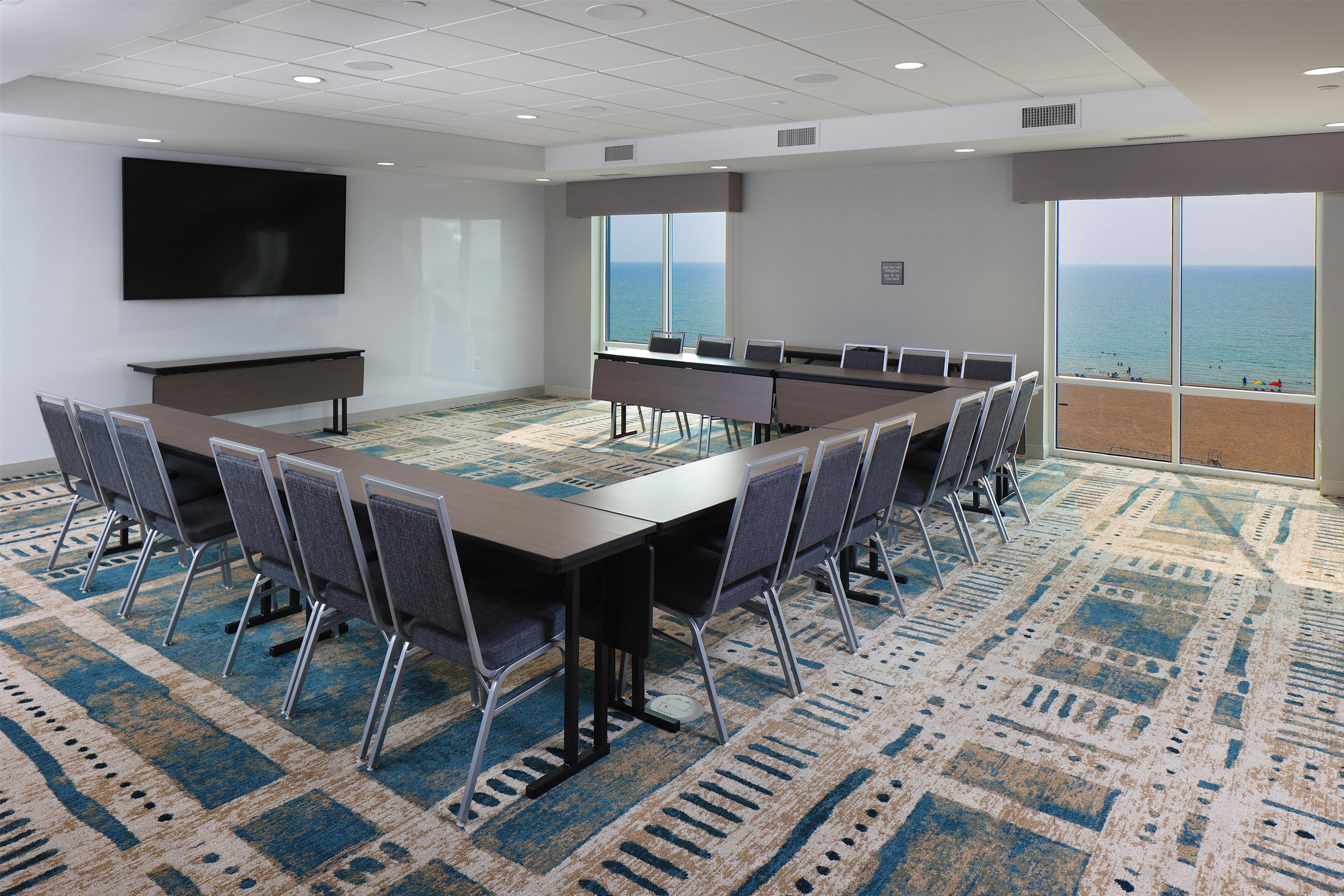 Meeting Room | Hampton Inn & Suites Manistee Waterfront