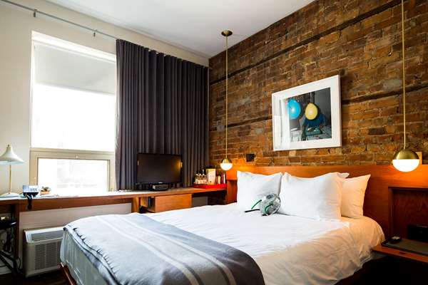  - Drake Hotel Toronto