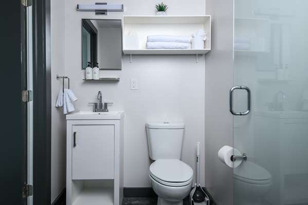 Suite - Mint House Hotel Five Points Birmingham