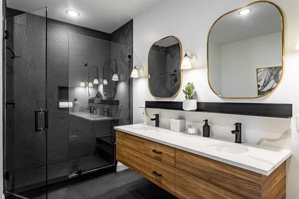  - Mint House Hotel Downtown Dallas