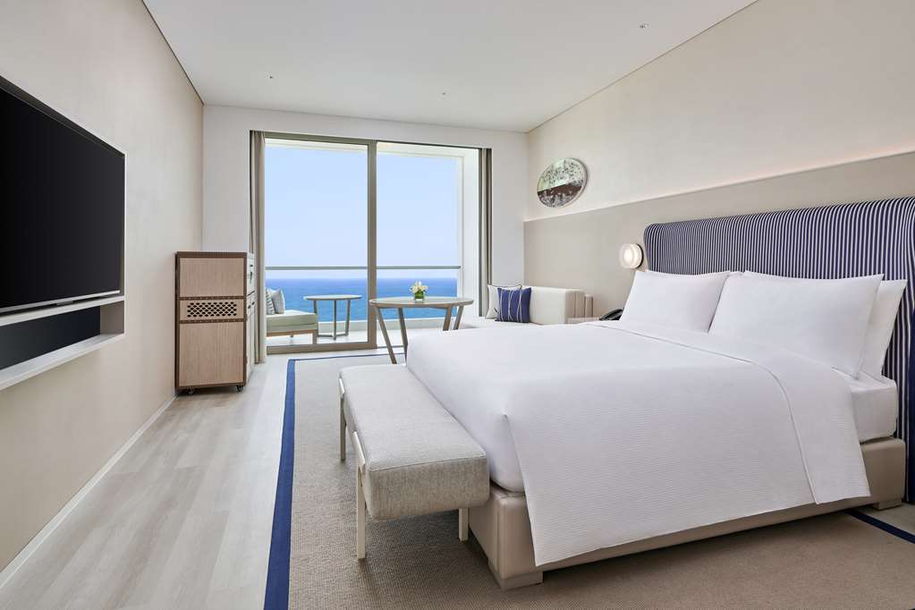 THE MERMOON RESORT HAINAN TUFU BAY-guestroom-Guest Room,On-Site.jpg
