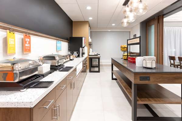 Amenities - Hampton Inn & Suites Santa Rosa