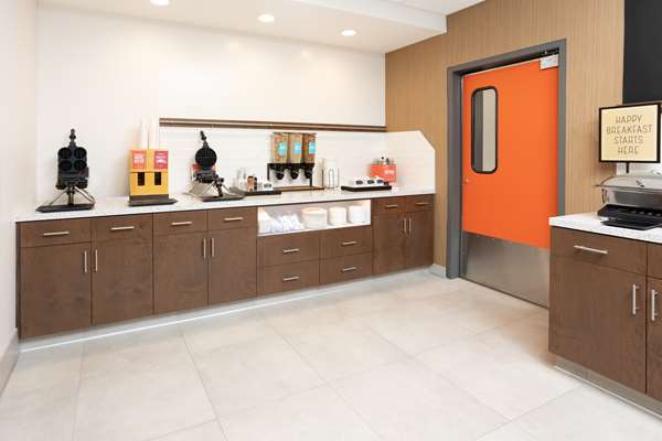 Amenities - Hampton Inn & Suites Santa Rosa