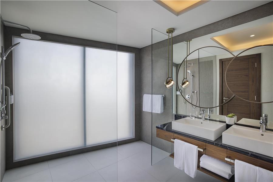 Guest Room,Bathroom,On-Site