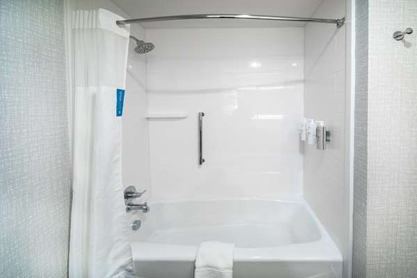  - Hampton Inn & Suites Canyon