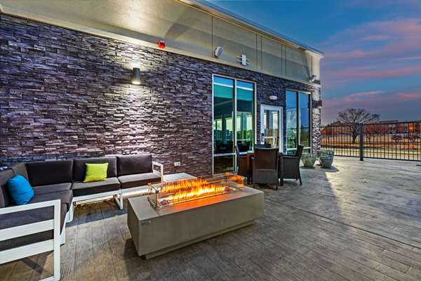 Exterior view - Hampton Inn & Suites Canyon