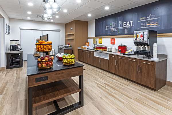 Amenities - Hampton Inn & Suites Canyon