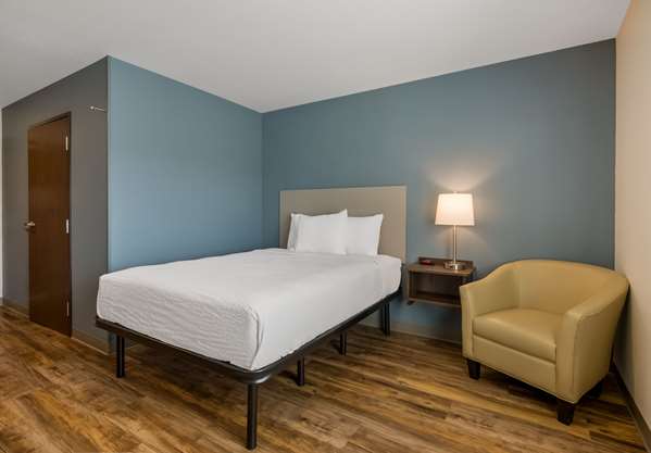  - WoodSpring Suites Airport Roanoke - I-581, Exit 2S