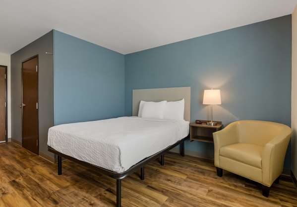  - WoodSpring Suites Airport Roanoke - I-581, Exit 2S