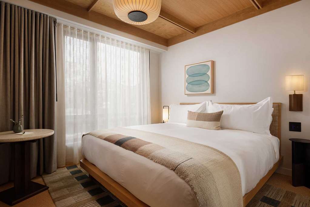 Guest photo