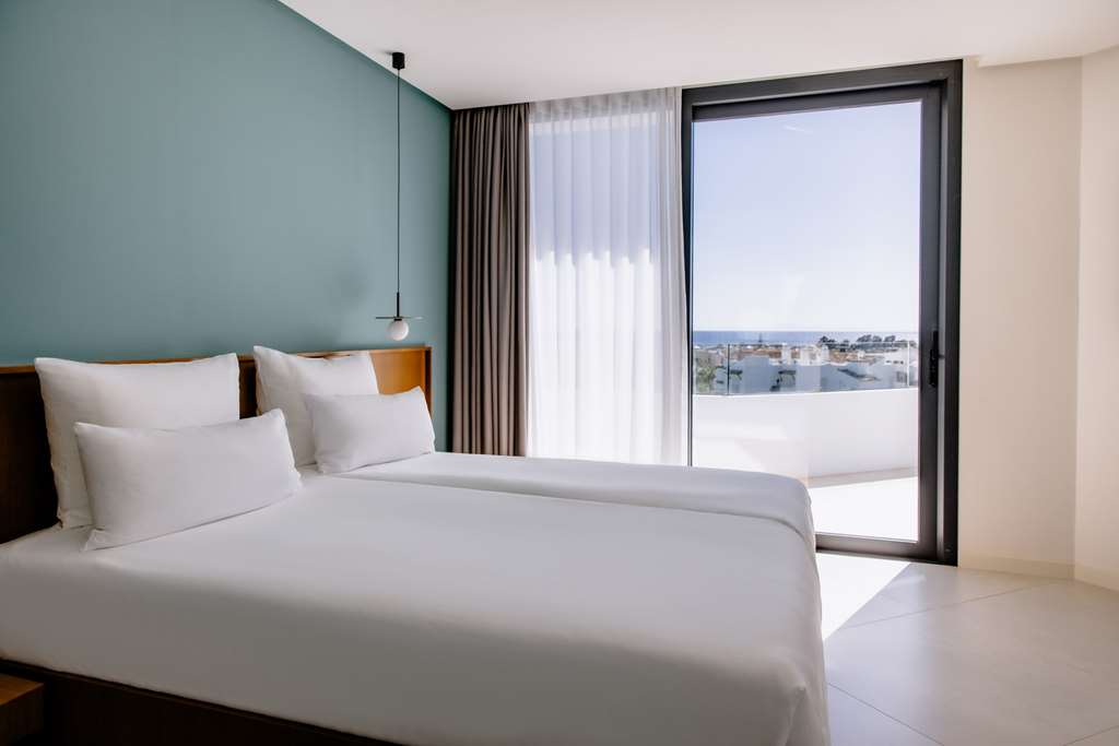 THE FLAG COSTA DEL SOL-guestroom-Guest Room,Suite,On-Site.jpg