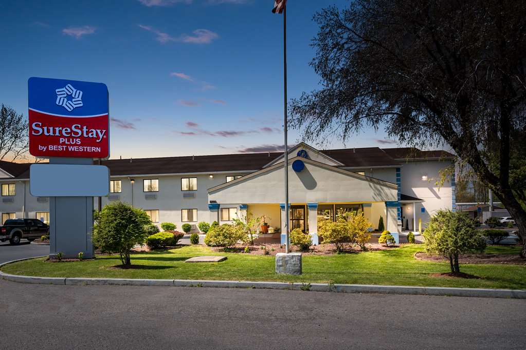 SureStay Plus by Best Western Reading N