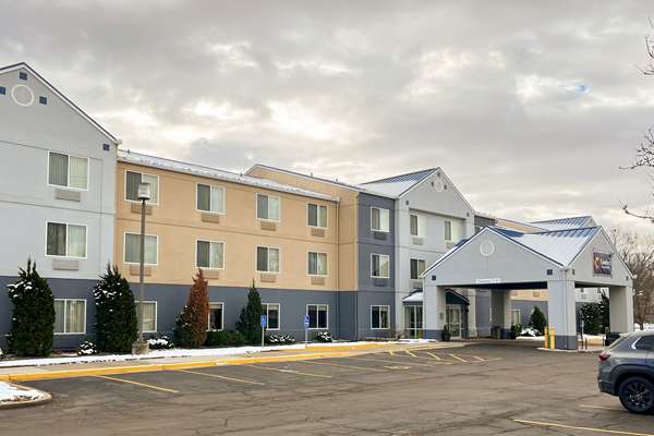 Exterior view - Comfort Inn & Suites Olathe - I-35, Exit 220