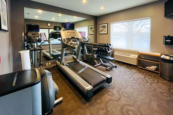 Fitness/ Exercise Room - Comfort Inn & Suites Olathe - I-35, Exit 220