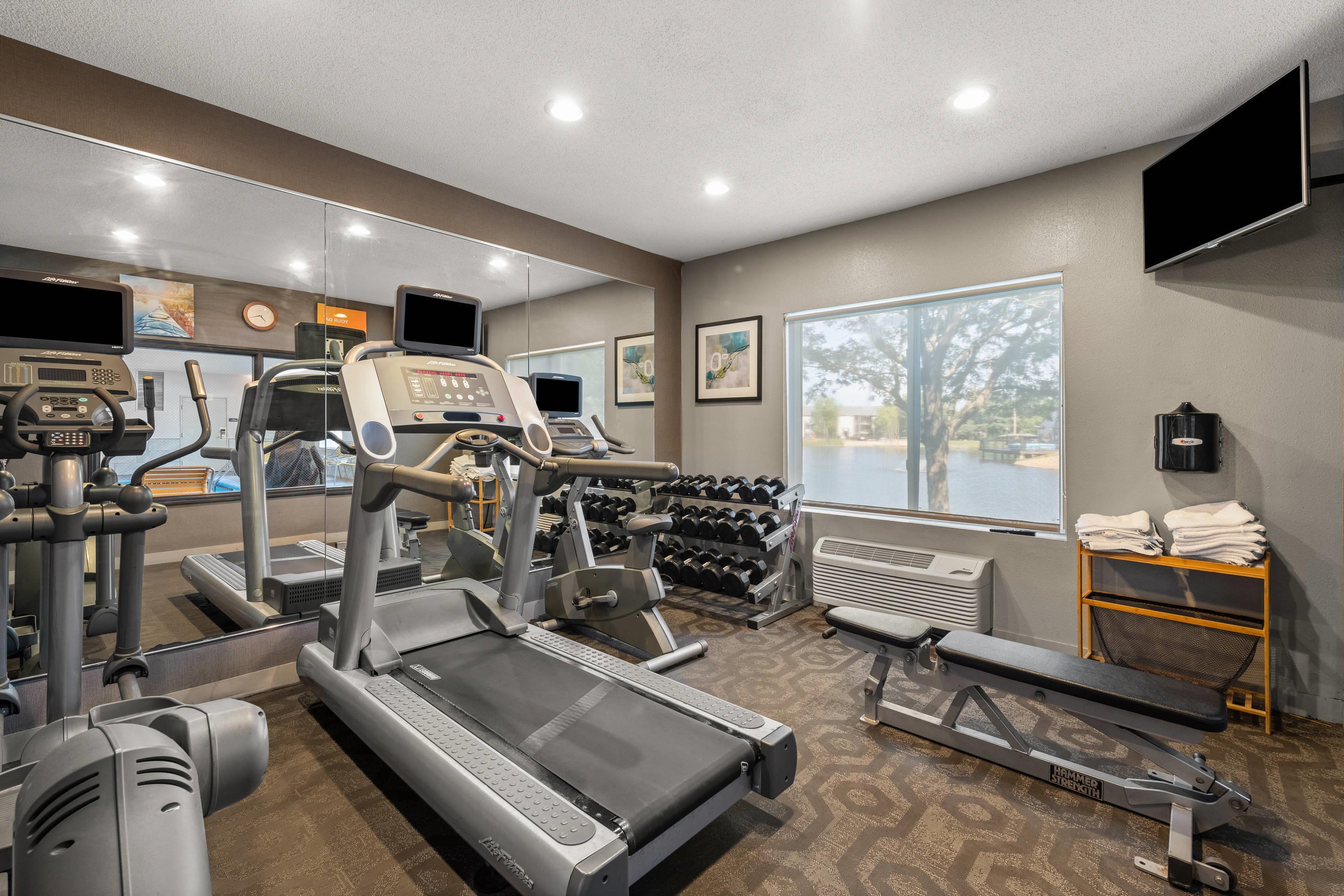 Fitness center | Comfort Inn & Suites Olathe - Kansas City