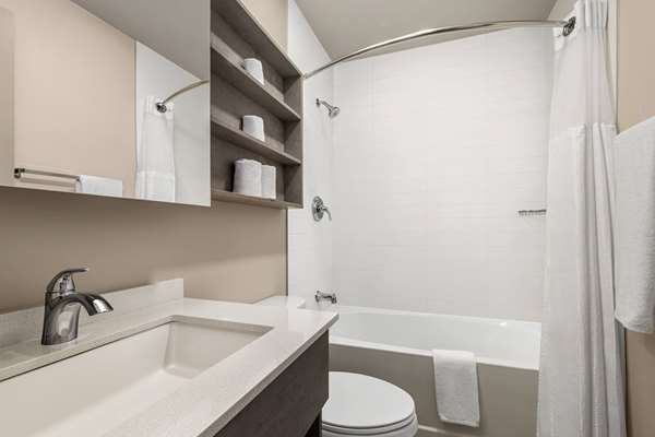  - Microtel Inn by Wyndham Boisbriand