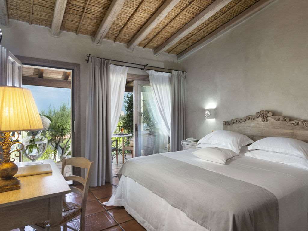 HOTEL LI FINISTREDDI-guestroom-Guest Room,On-Site.jpg