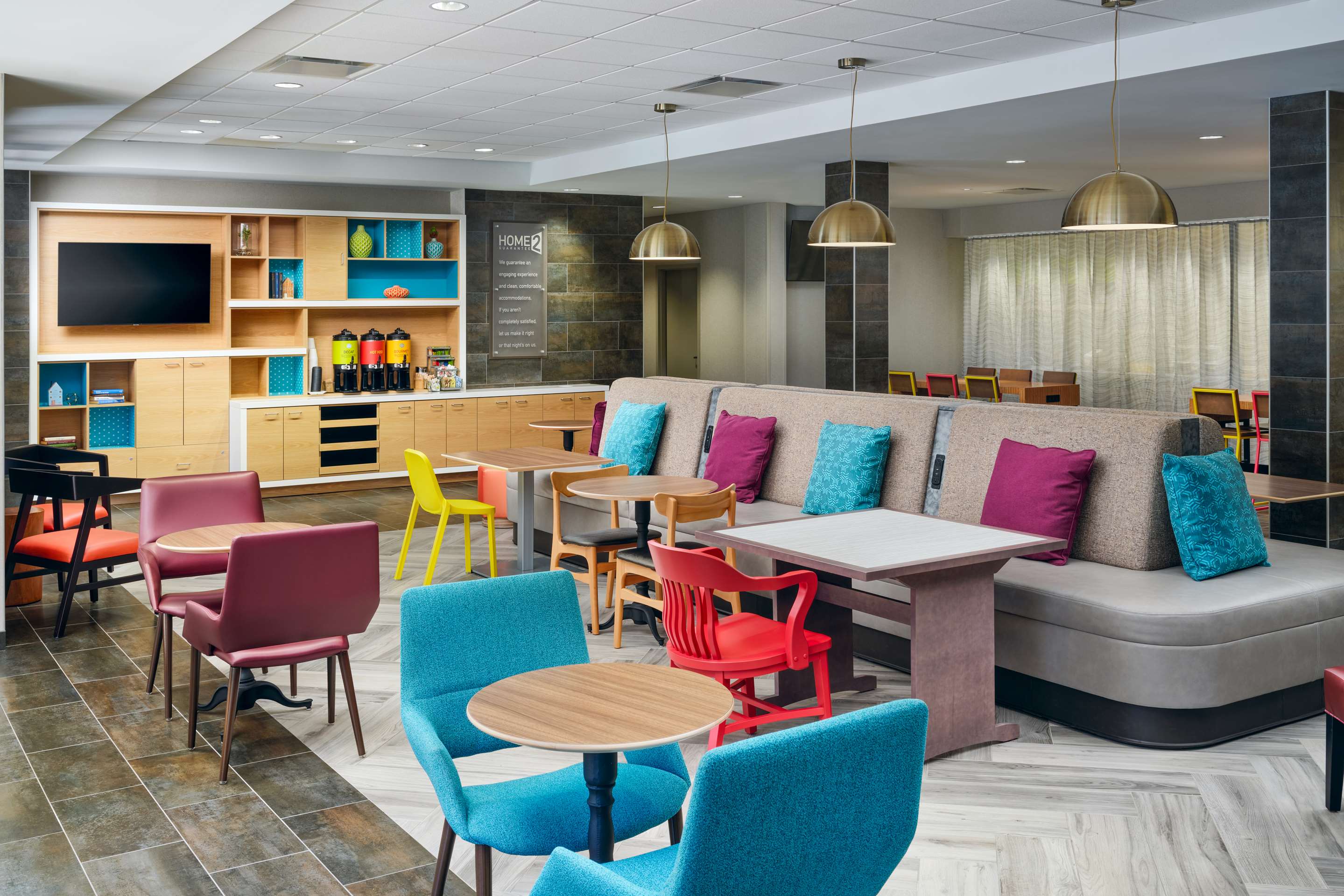 Lobby | Home2 Suites By Hilton Richmond Glenside